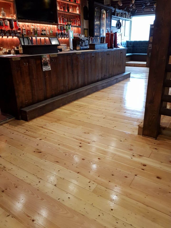 Stylish bar in floor polisher gallery